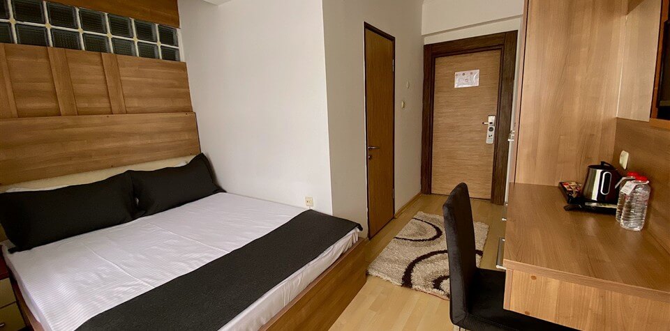 Standart Oda Kara Manzaralı 